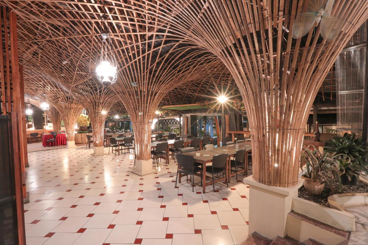 The Village Resort Bogor Extérieur photo